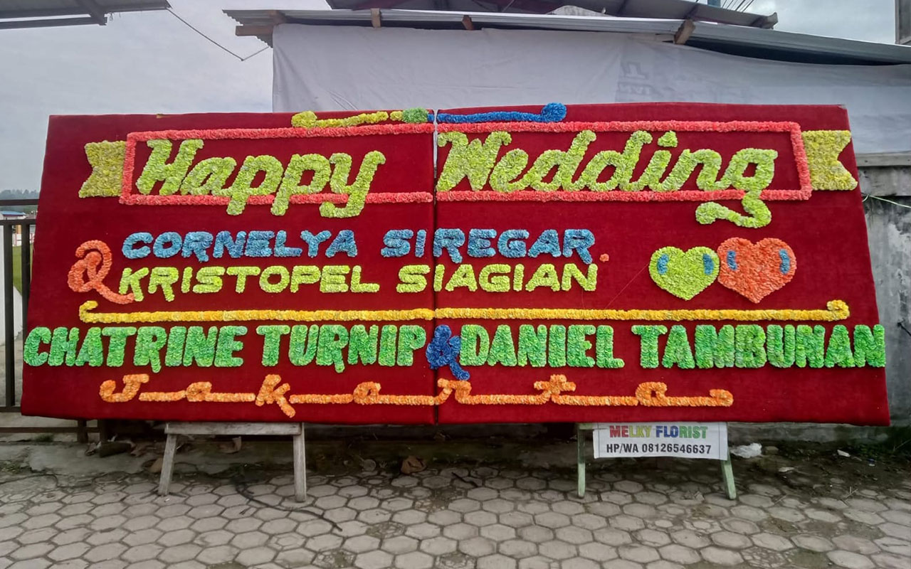 Tentang Papan Bunga Tarutung Melky Florist